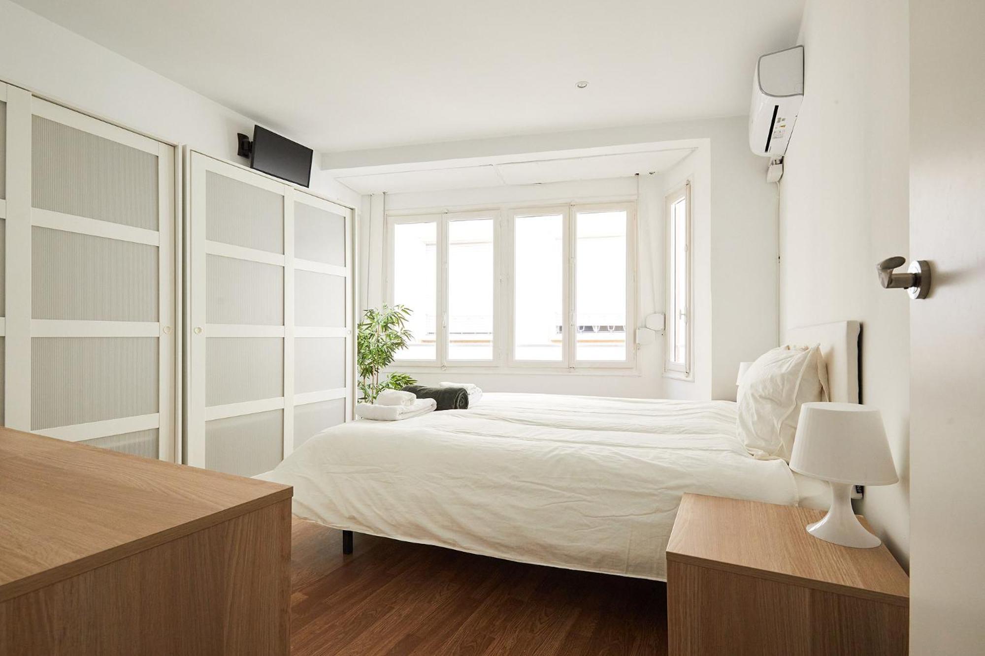 Low Cost Apartments Center Елче Екстериор снимка